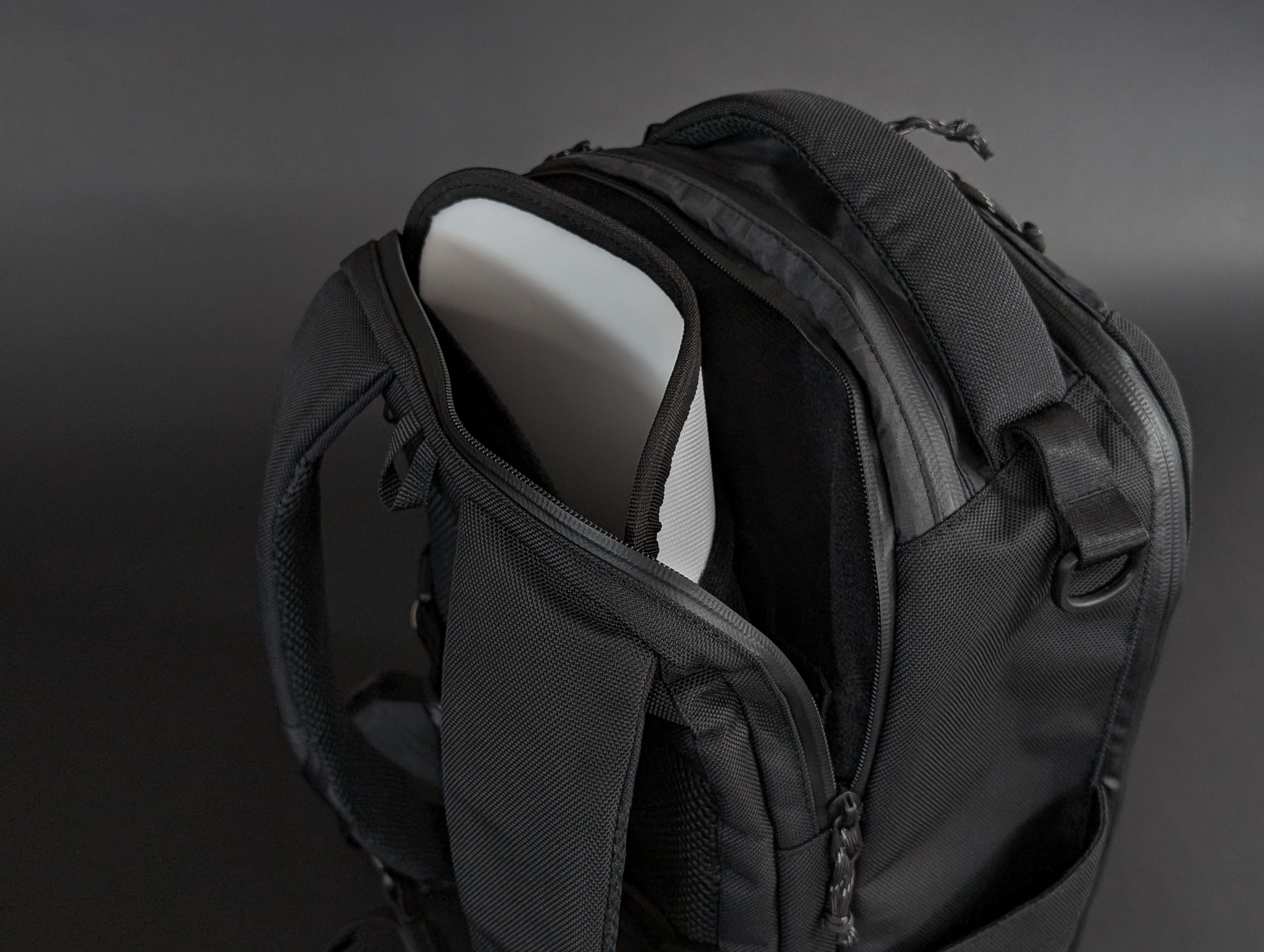 Laptop compartment